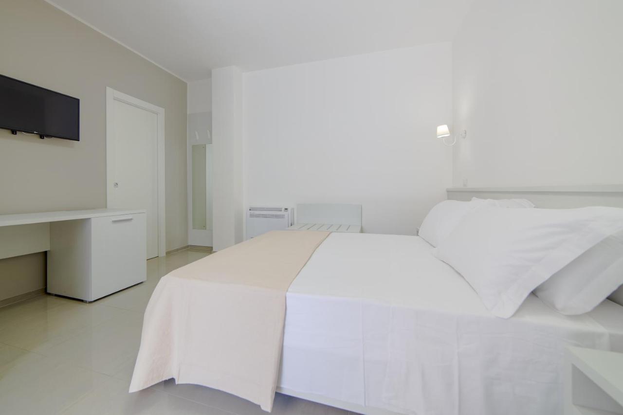 Smart Hotel Ugento Torre San Giovanni Ugento Eksteriør bilde